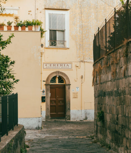Laboratorio di candele in cera d'api a Sant'agnello