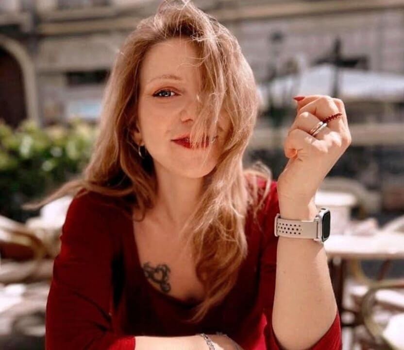 Sant’Agnello: Raffaella Ferré presenta “Lo stronzo geniale. Guida semiseria ai Nino Sarratore”